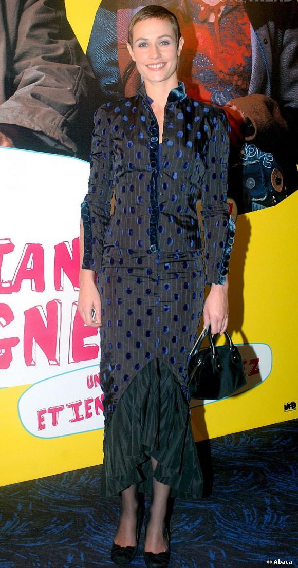 Cécile De France