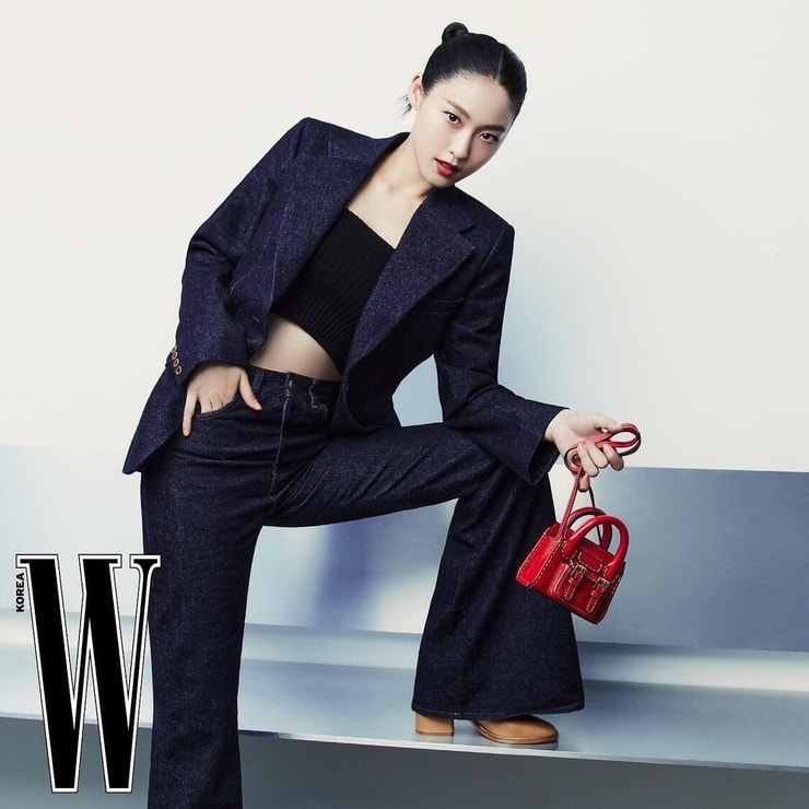 Seol-Hyun Kim Seol-Hyun Kim