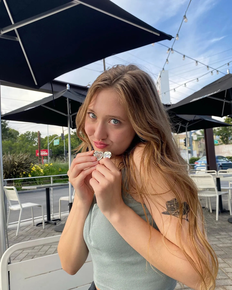 Jordan Burton picture