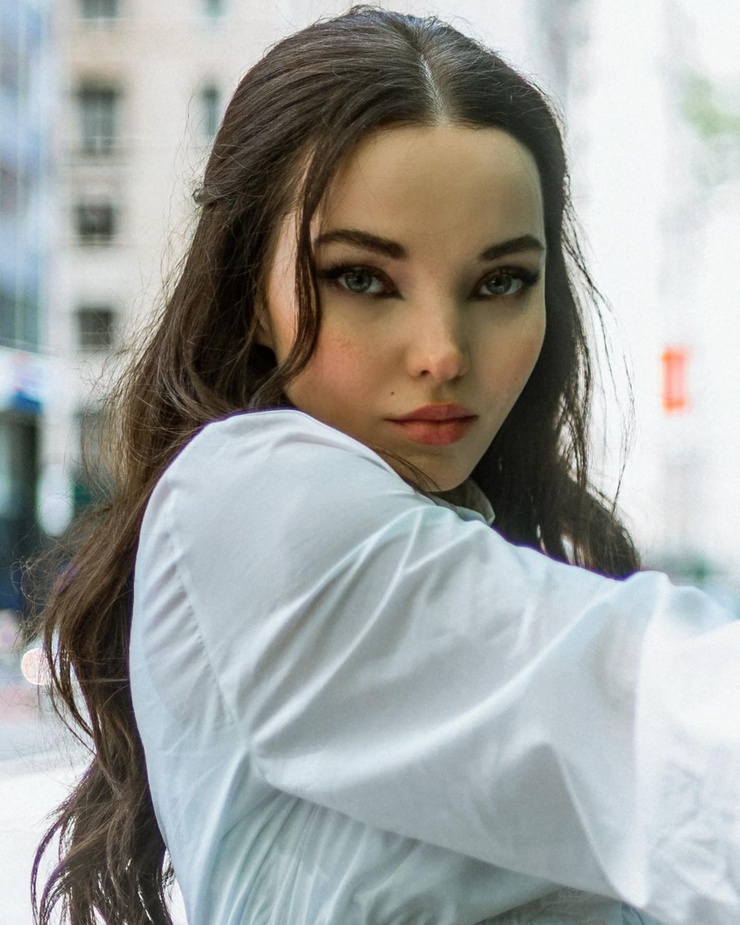 Dove Cameron