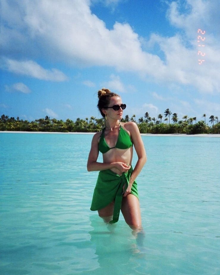Zoey Deutch Zoey Deutch