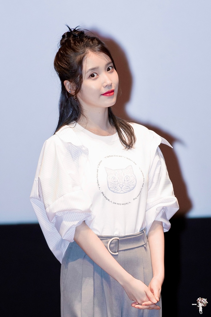 IU
