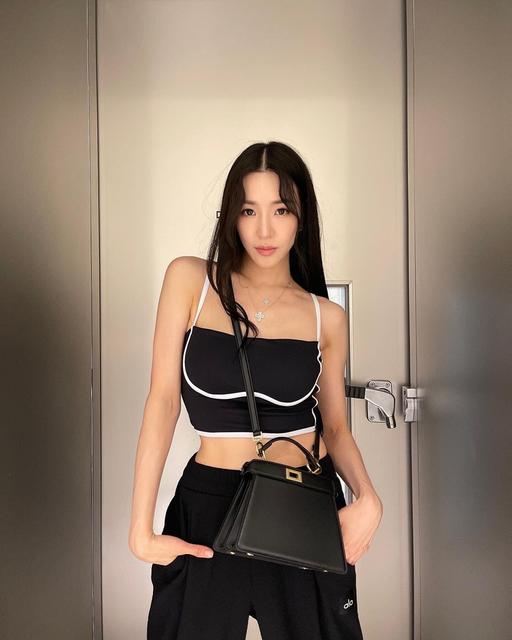 Hwang Mi-Young