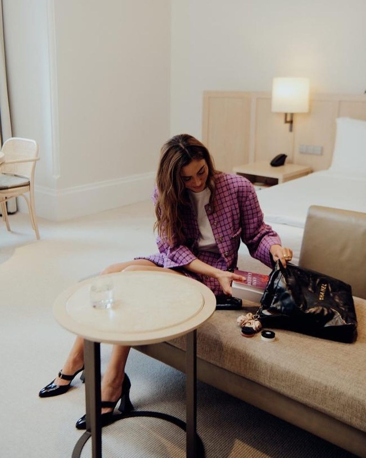 Phoebe Tonkin