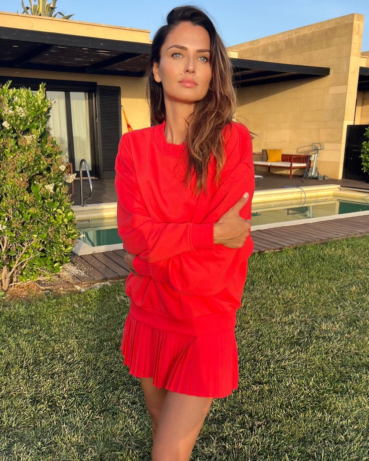 Anna Safroncik Anna Safroncik