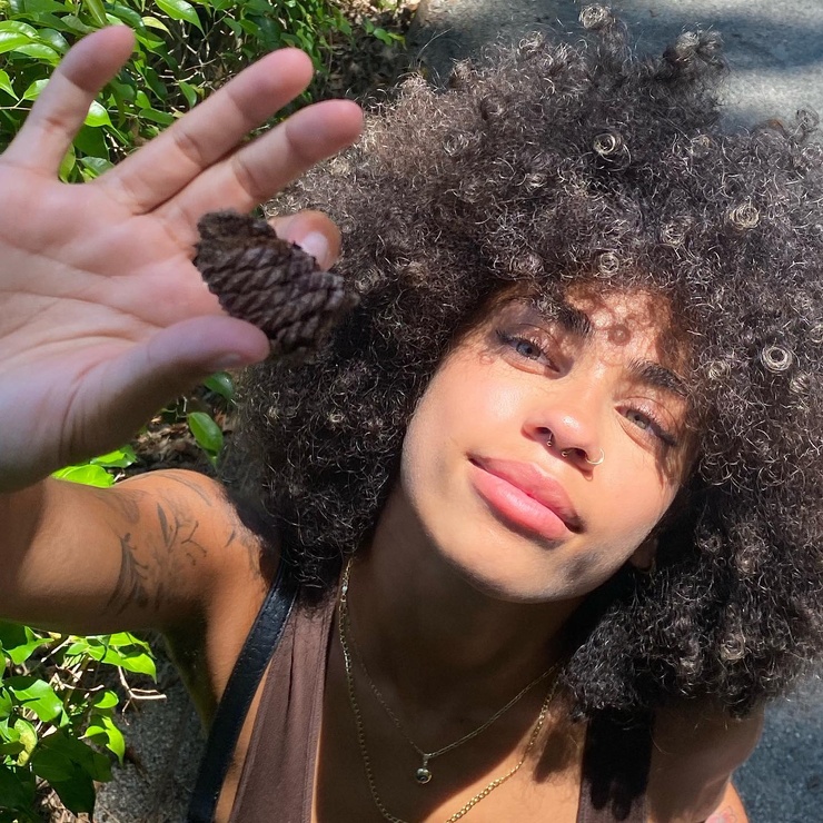 https://popularbio.com/venus-marquez/