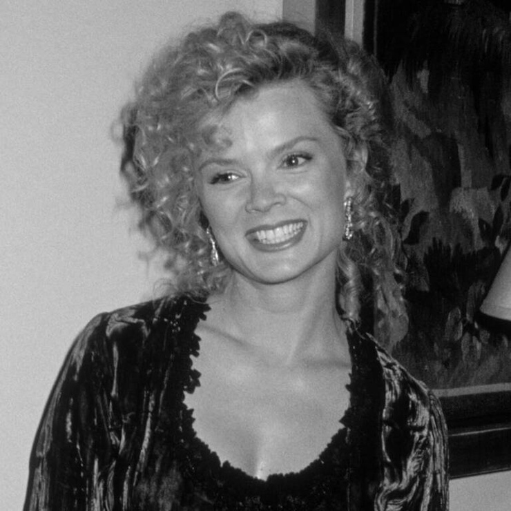 Romy Windsor