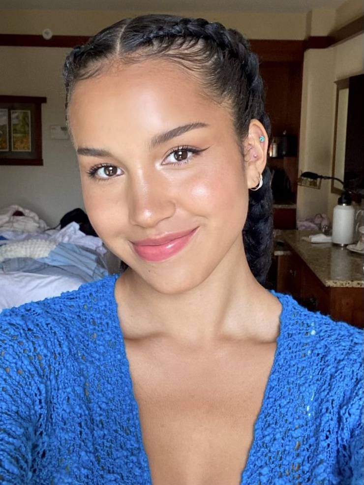 Sofia Wylie