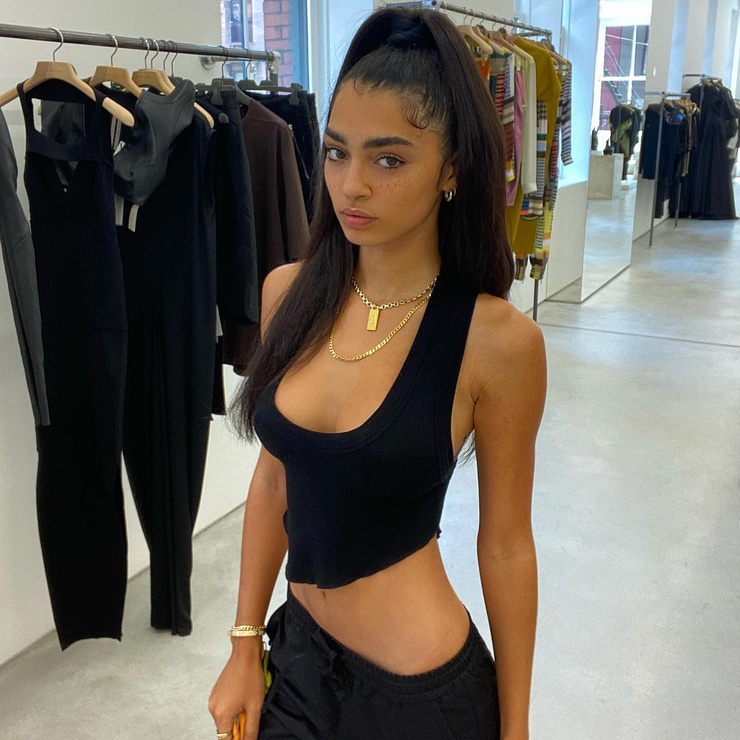 Raven Lyn Corneil Raven Lyn Corneil