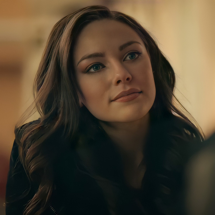 Danielle Rose Russell