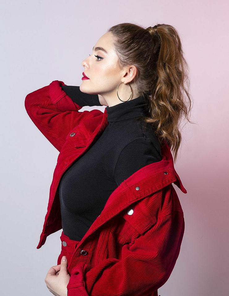 Danielle Rose Russell