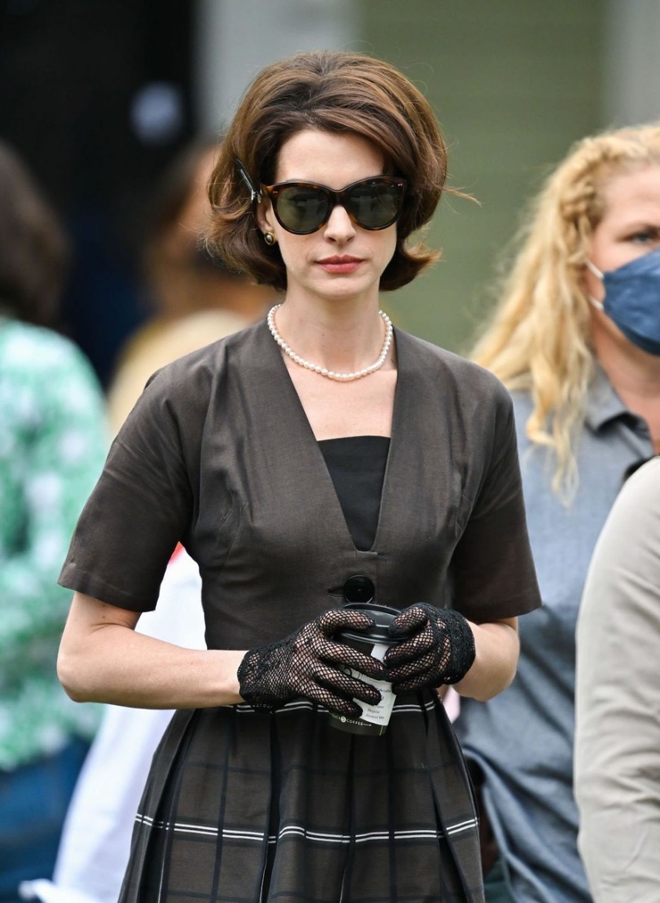 Anne Hathaway