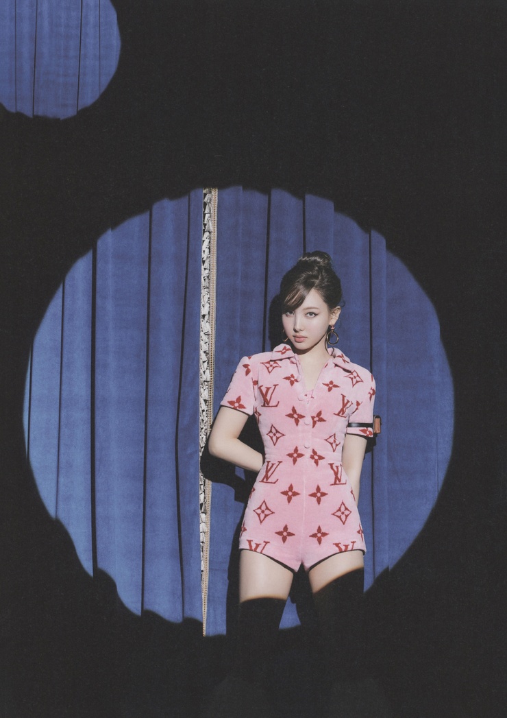 Im Nayeon
