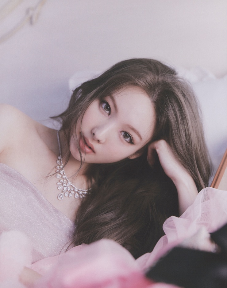 Im Nayeon