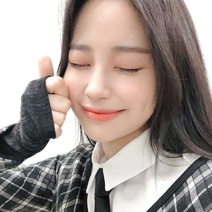 Ji-hyo Han