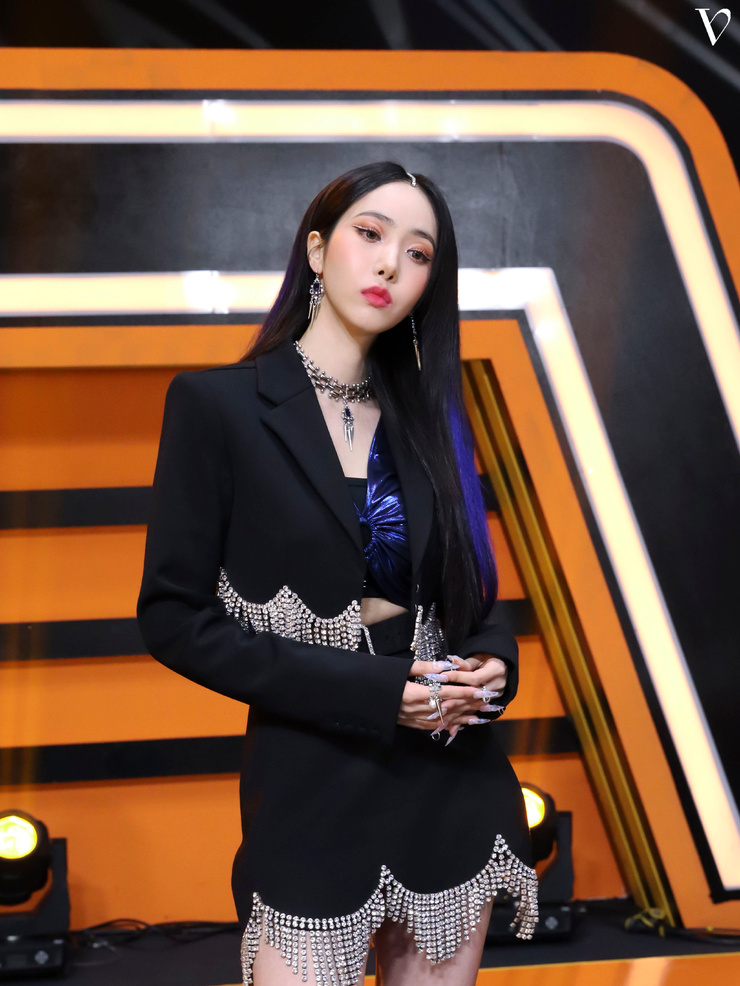 SinB