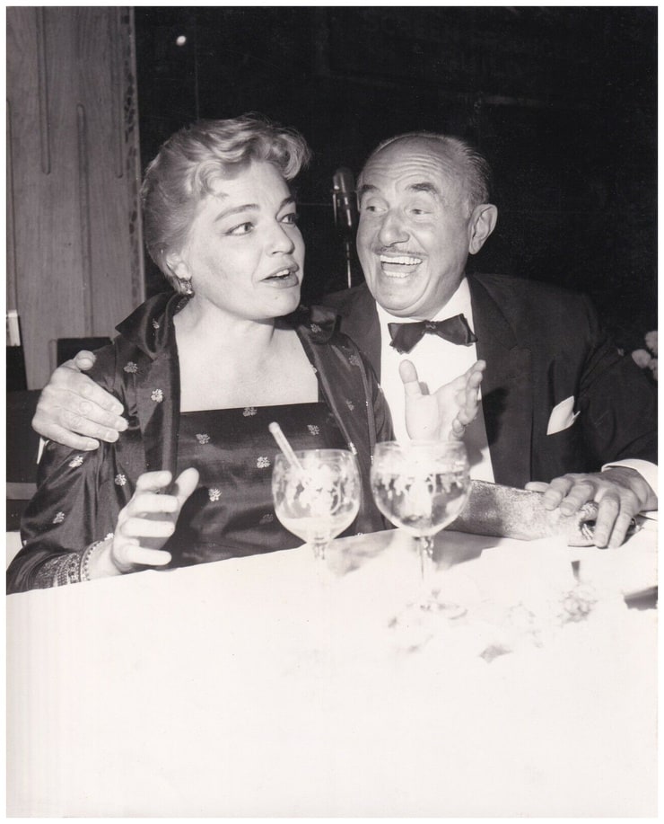 Simone Signoret, Jack L. Warner