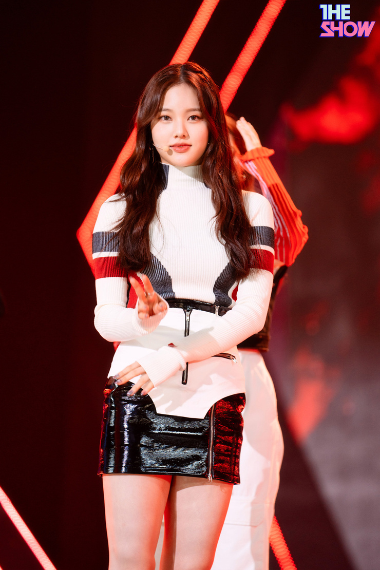Soo-jin Lee Soo-jin Lee