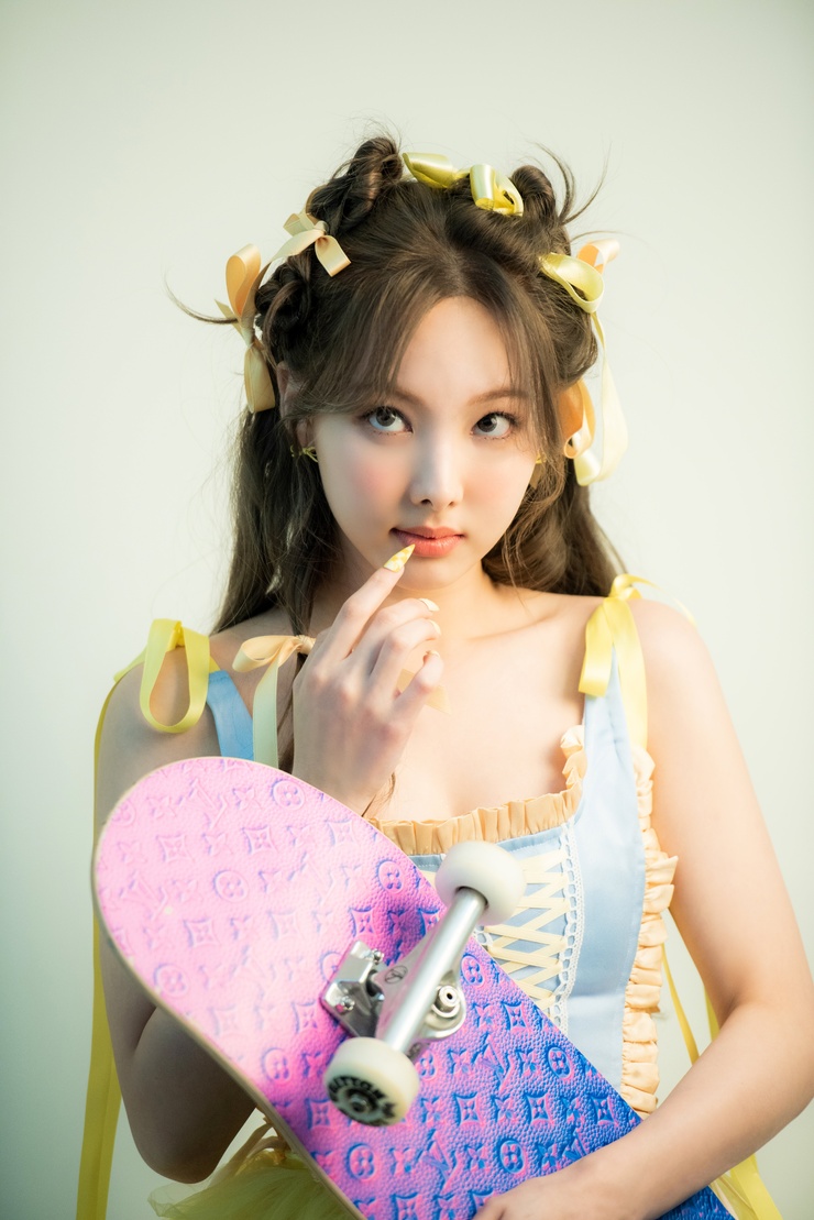 Im Nayeon