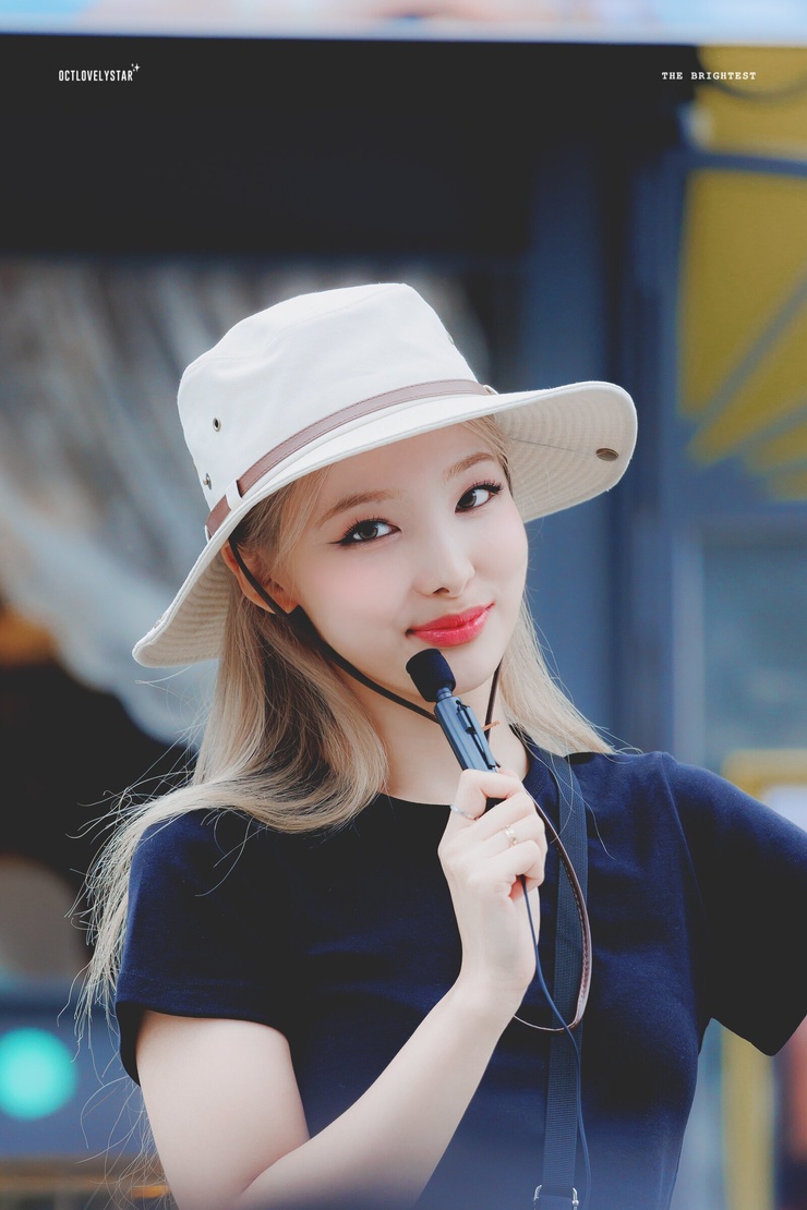 Im Nayeon