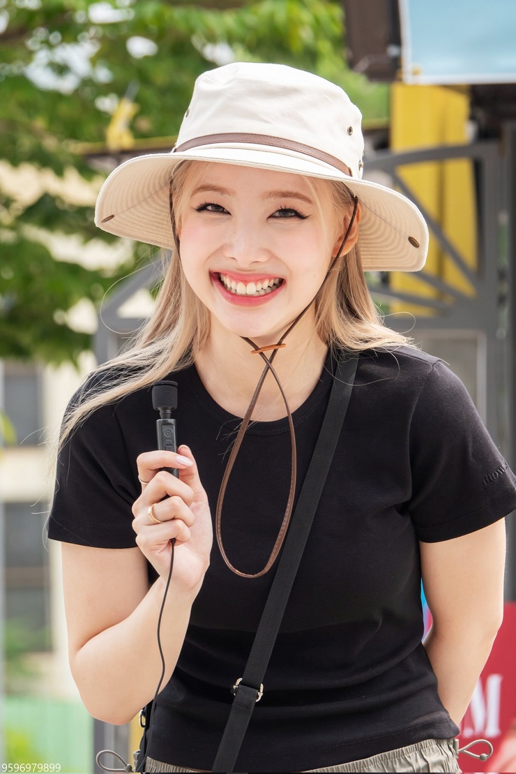 Im Nayeon