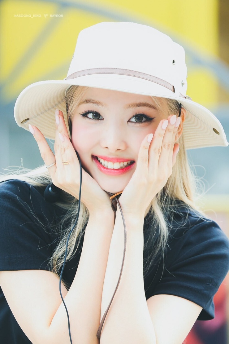Im Nayeon