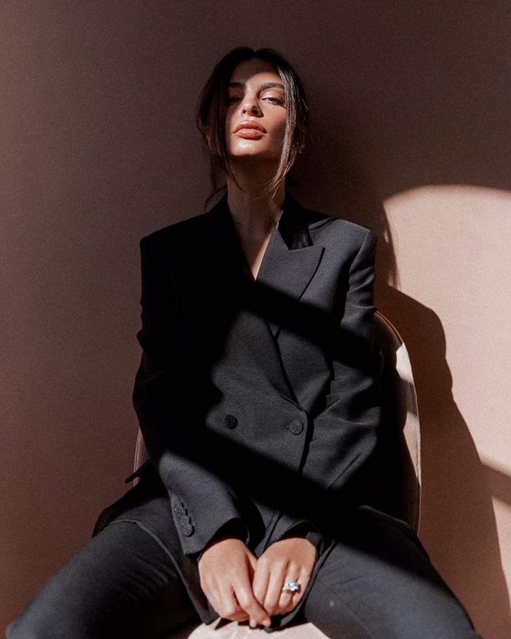 Emily Ratajkowski