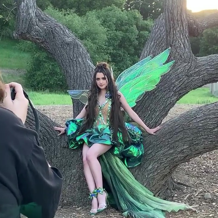 Laura Marano