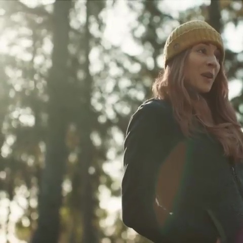 Troian Bellisario