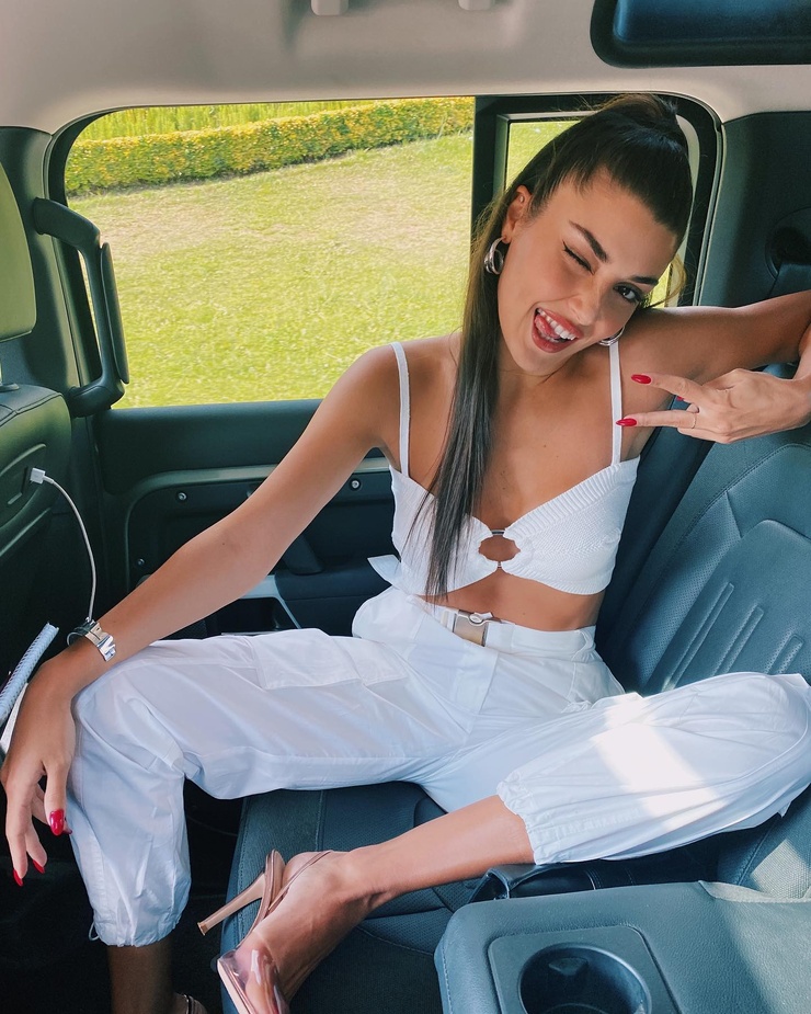 Hande Erçel Hande Erçel