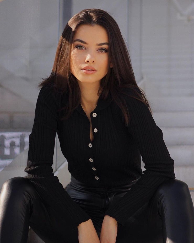 Selcan Yavuz Selcan Yavuz
