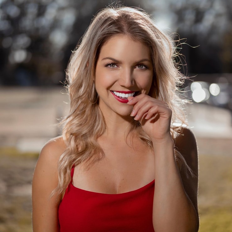 Courtney Dlugos Courtney Dlugos