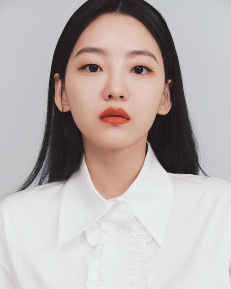Cho Yi Hyun