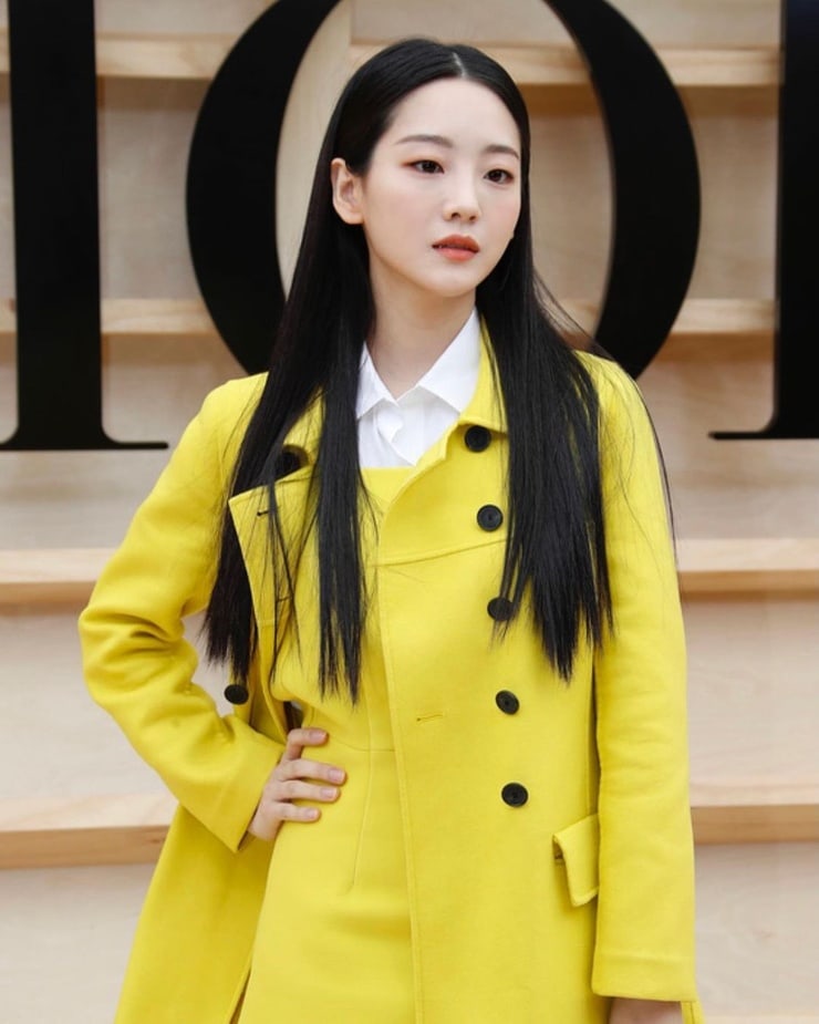 Cho Yi Hyun