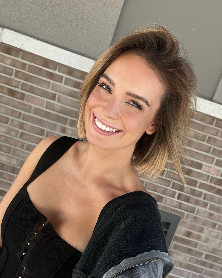 Julia Rommelt Julia Rommelt