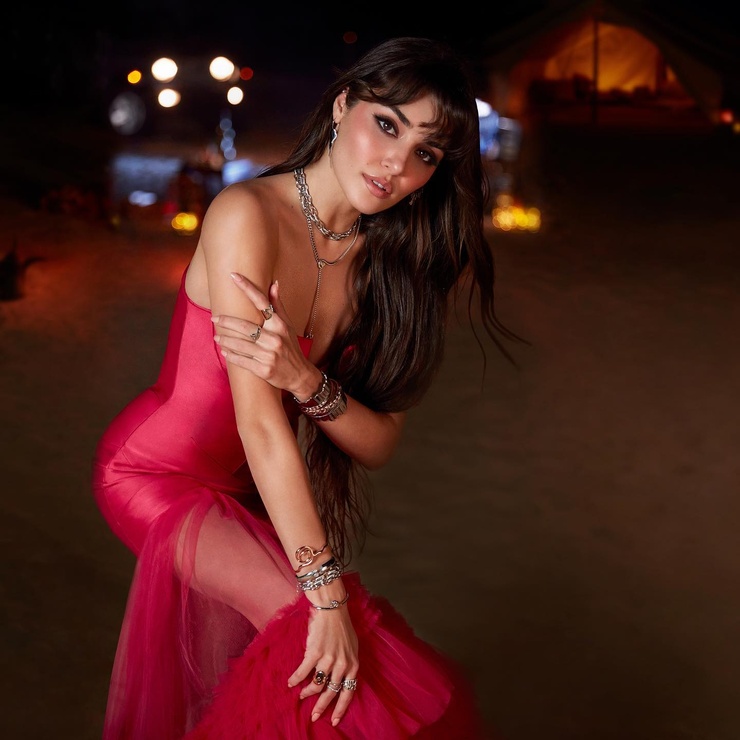 Hande Erçel Hande Erçel