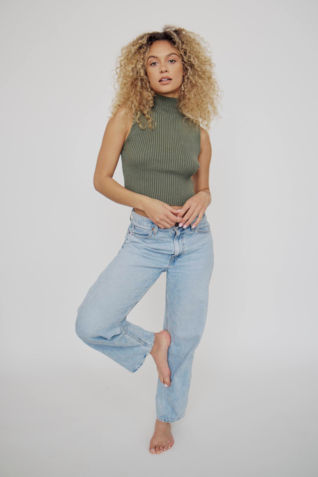 Chloe Belle I