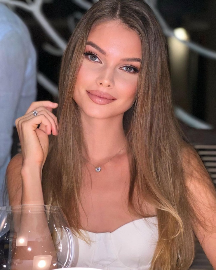 Yulia Polyachikhina Yulia Polyachikhina