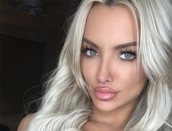 Lindsey Pelas Lindsey Pelas