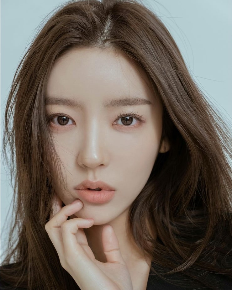 Hong Ji-Yoon