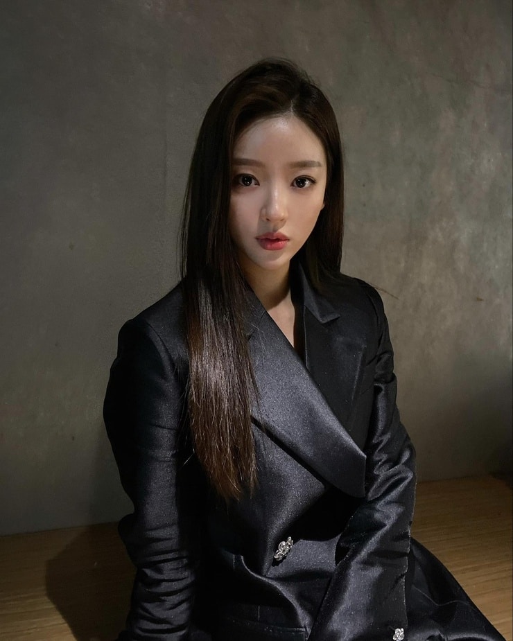 Hong Ji-Yoon image