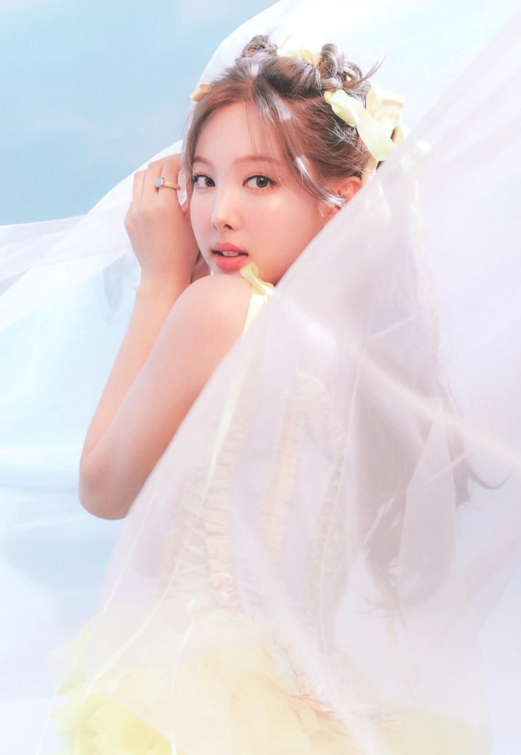 Im Nayeon