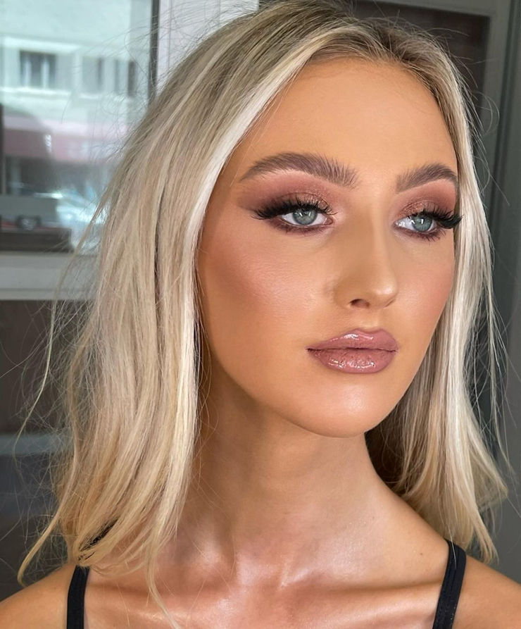 Scarlett Barnett