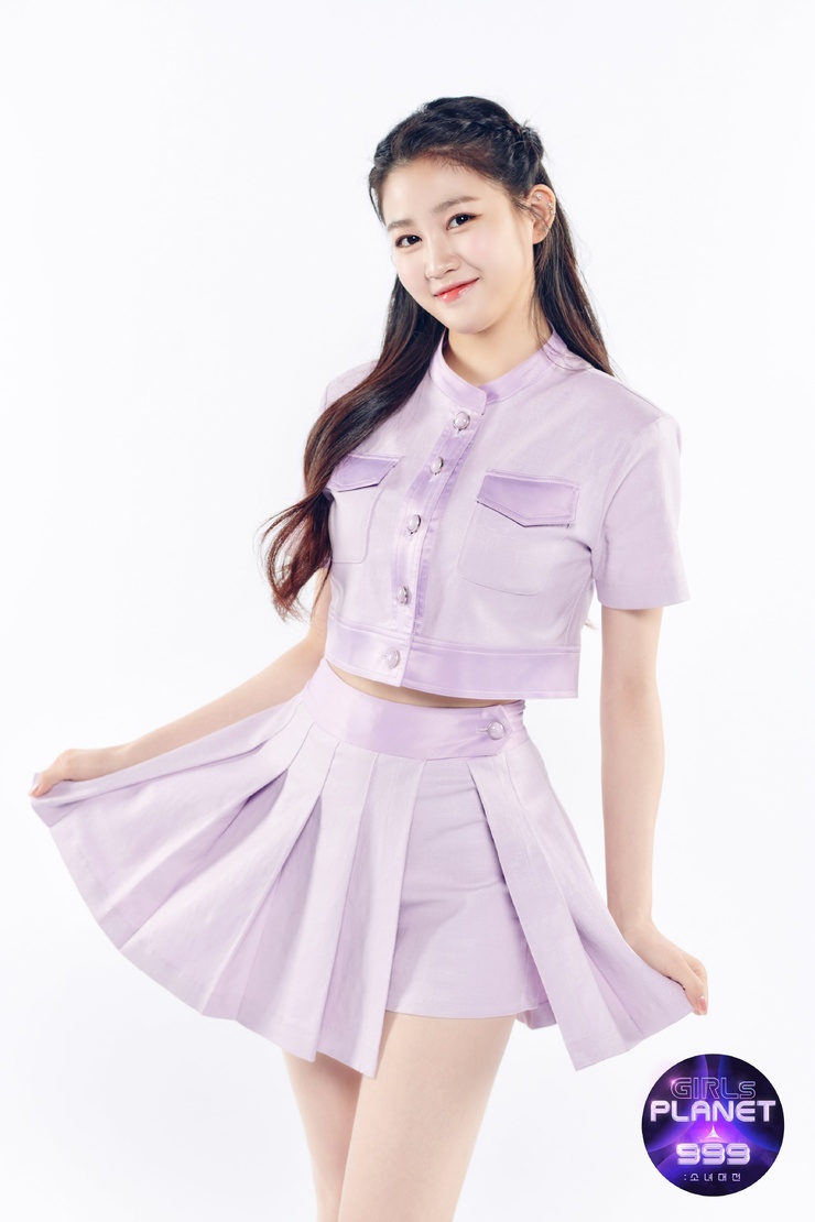 Yunji Lee