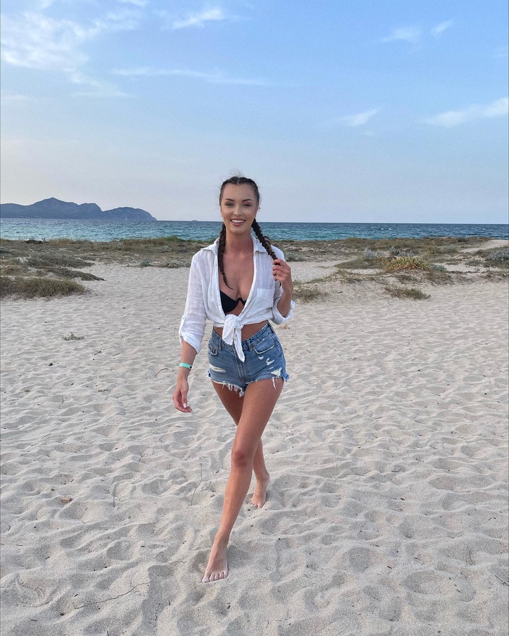 Ola Przywitowska Ola Przywitowska
