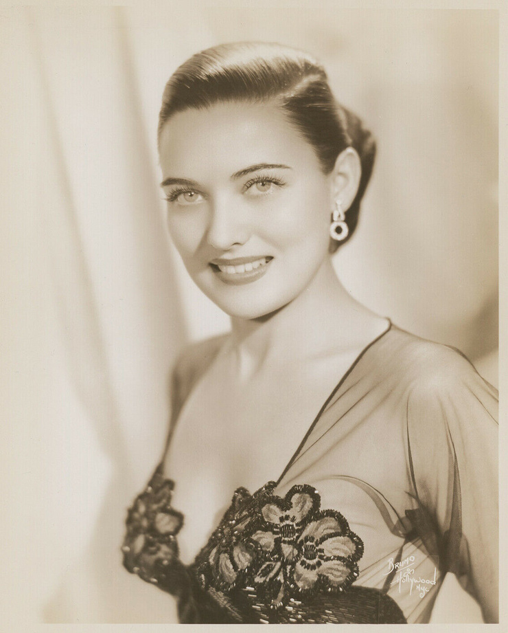 Julie Wilson Julie Wilson