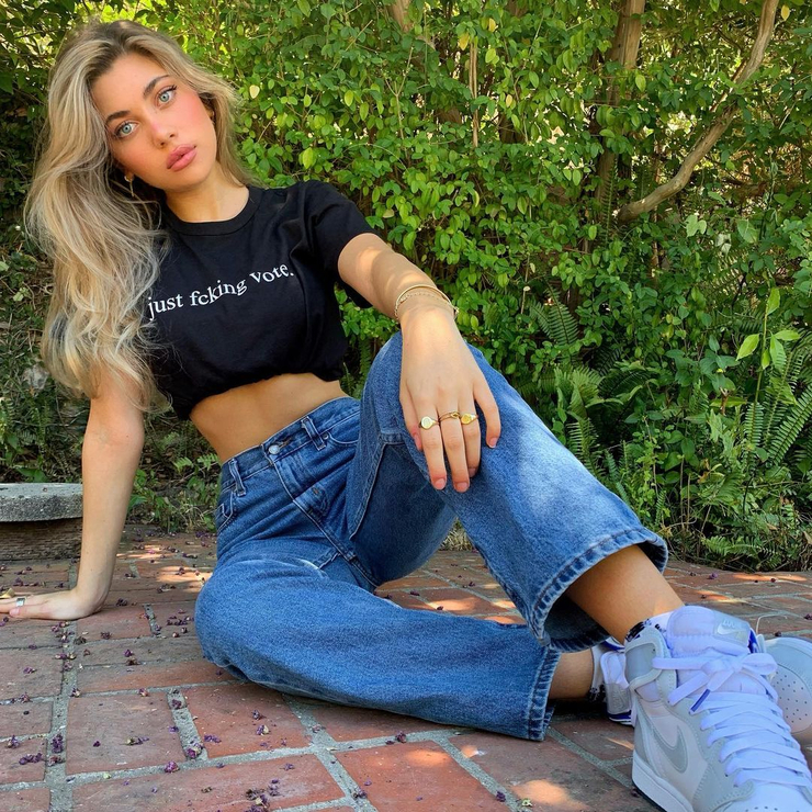 Picture of Amelie Zilber