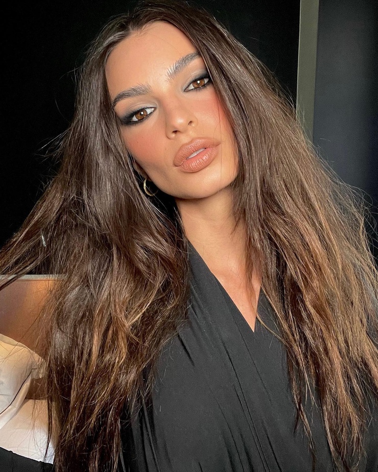 Emily Ratajkowski