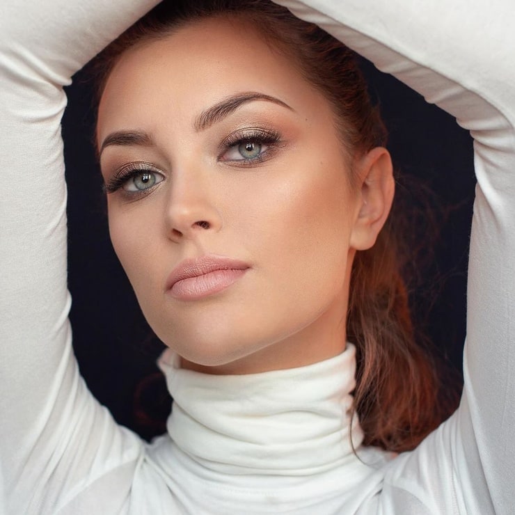Ola Przywitowska.