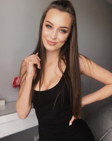 Ola Przywitowska.